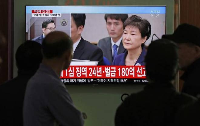 South Koreas Former President Park Geun Hye Jailed For 24 Years For Corruption 9851